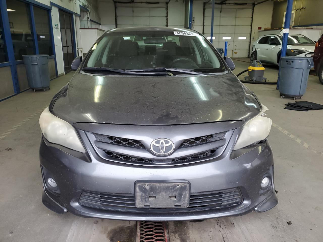 Photo 4 VIN: 2T1BU4EE1BC629865 - TOYOTA COROLLA 