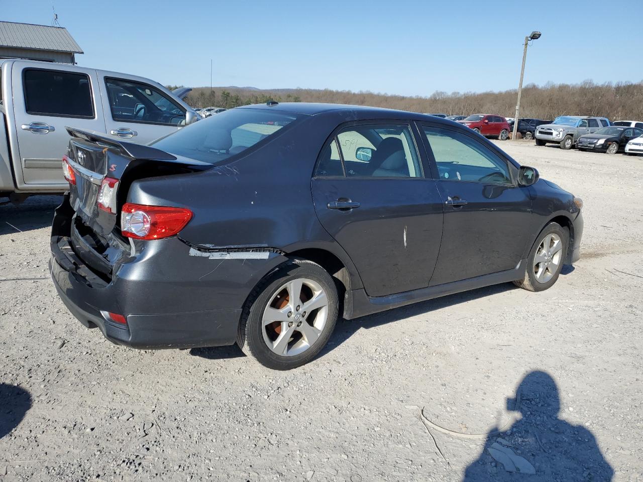 Photo 2 VIN: 2T1BU4EE1BC750248 - TOYOTA COROLLA 