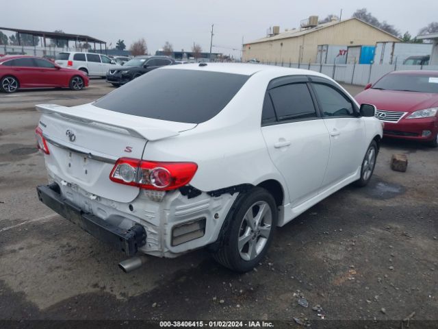 Photo 3 VIN: 2T1BU4EE1CC757962 - TOYOTA COROLLA 