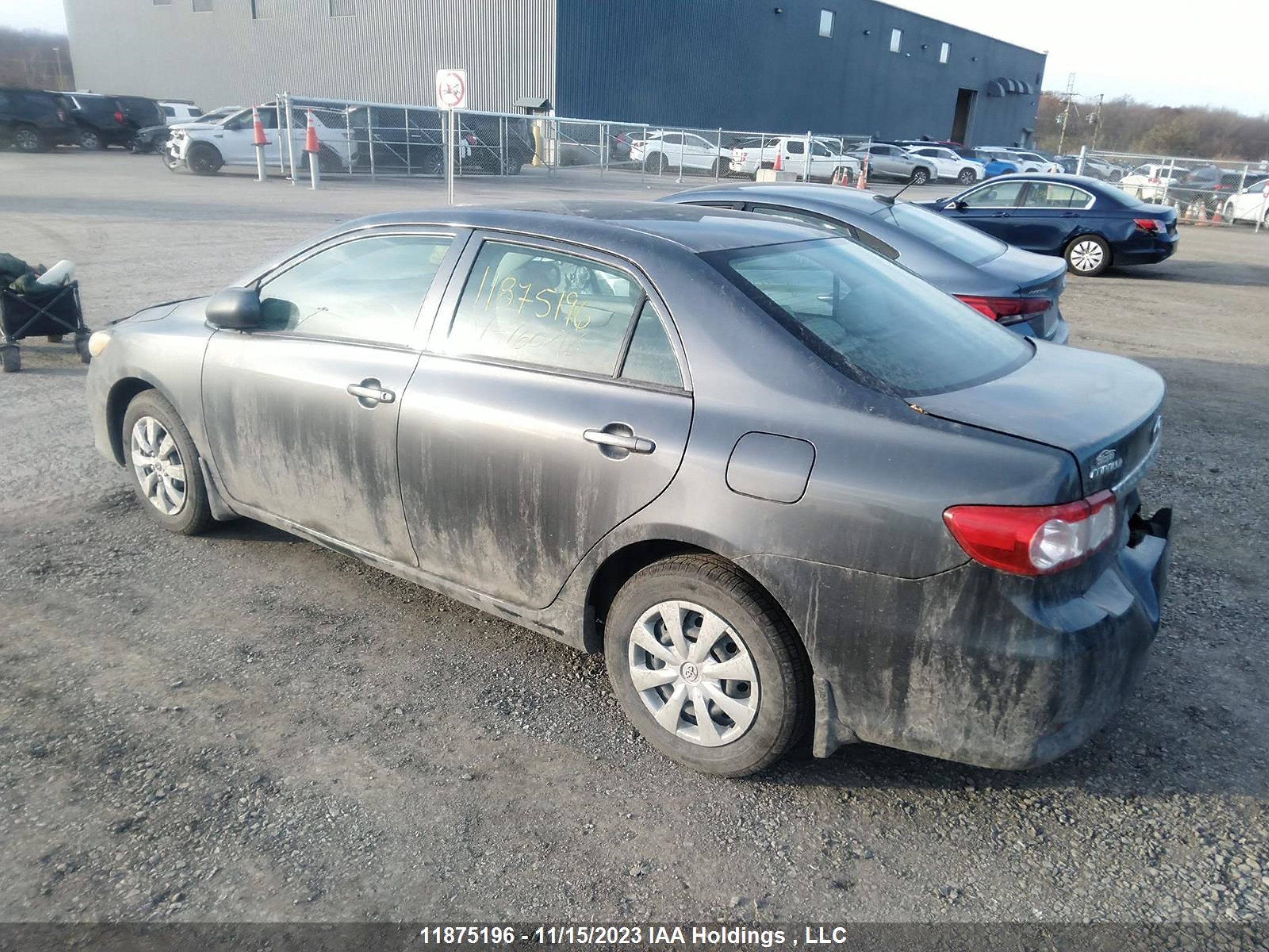 Photo 2 VIN: 2T1BU4EE1CC760716 - TOYOTA COROLLA 