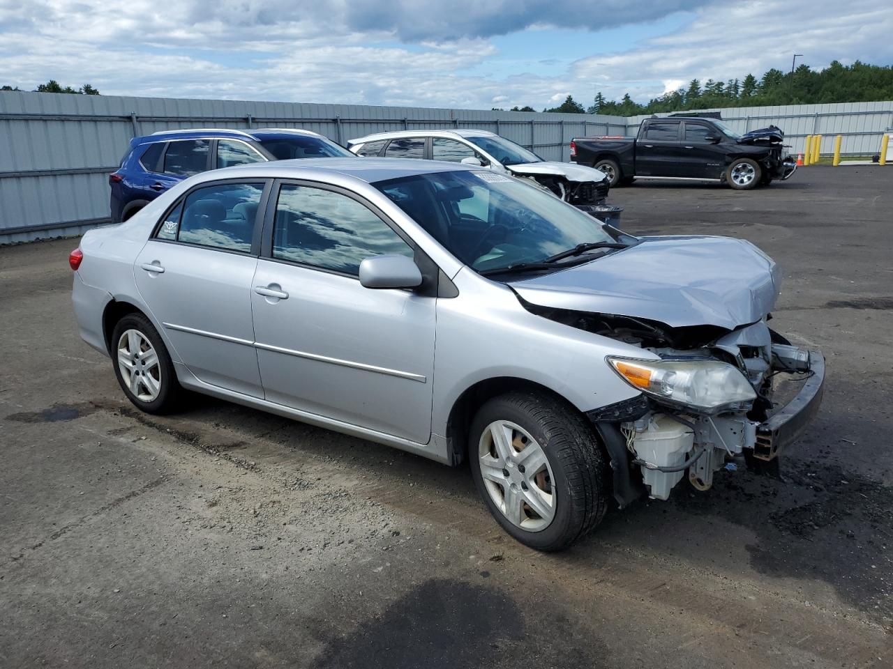 Photo 3 VIN: 2T1BU4EE1CC791299 - TOYOTA COROLLA 