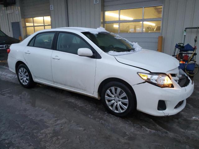 Photo 3 VIN: 2T1BU4EE1CC861187 - TOYOTA COROLLA 