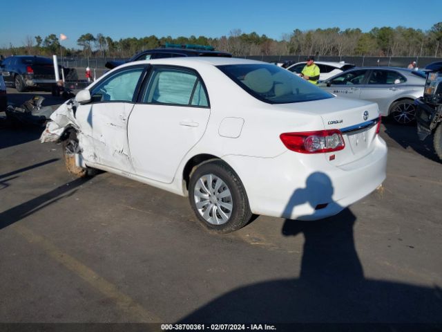 Photo 2 VIN: 2T1BU4EE1CC879379 - TOYOTA COROLLA 