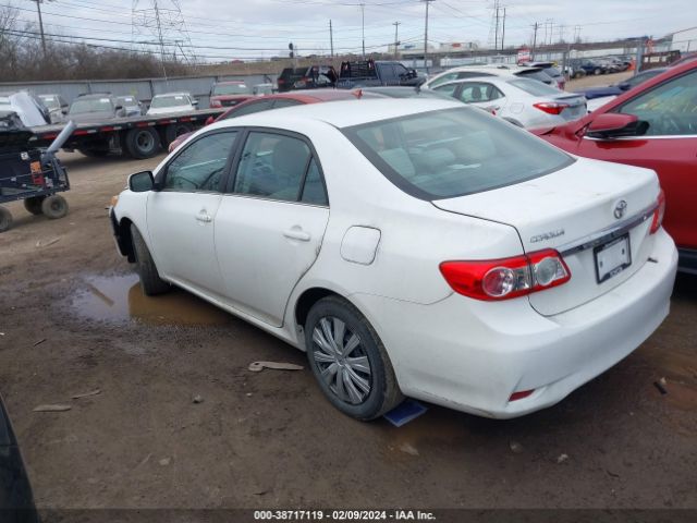 Photo 2 VIN: 2T1BU4EE1DC112424 - TOYOTA COROLLA 