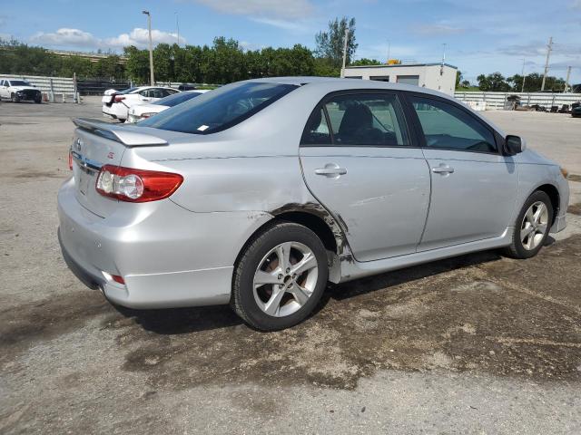 Photo 2 VIN: 2T1BU4EE1DC944605 - TOYOTA COROLLA BA 