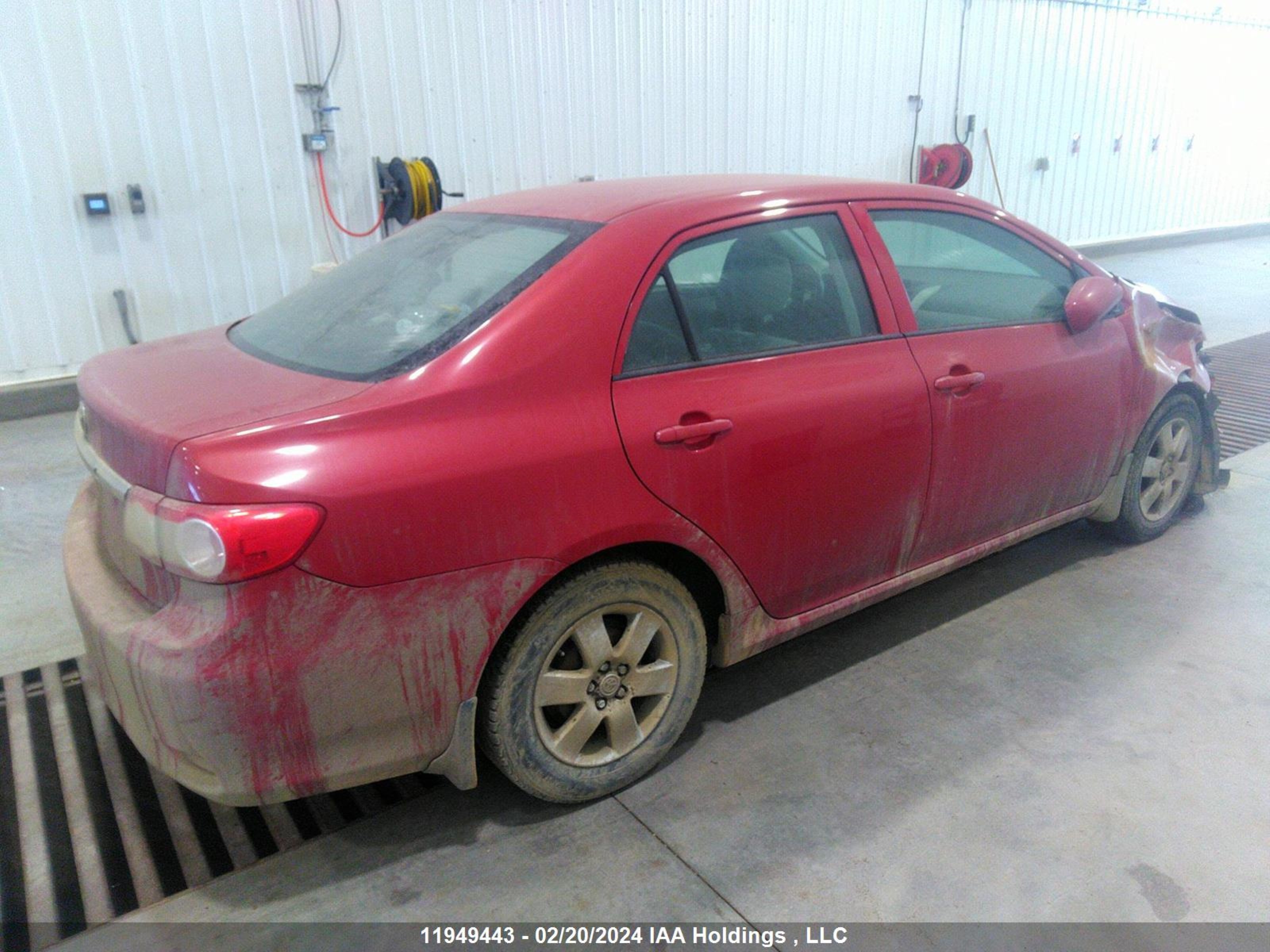 Photo 3 VIN: 2T1BU4EE1DC951781 - TOYOTA COROLLA 