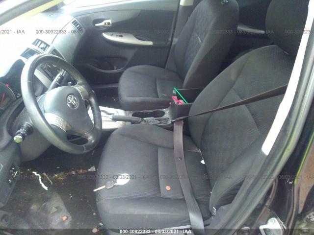 Photo 4 VIN: 2T1BU4EE2AC223527 - TOYOTA COROLLA 