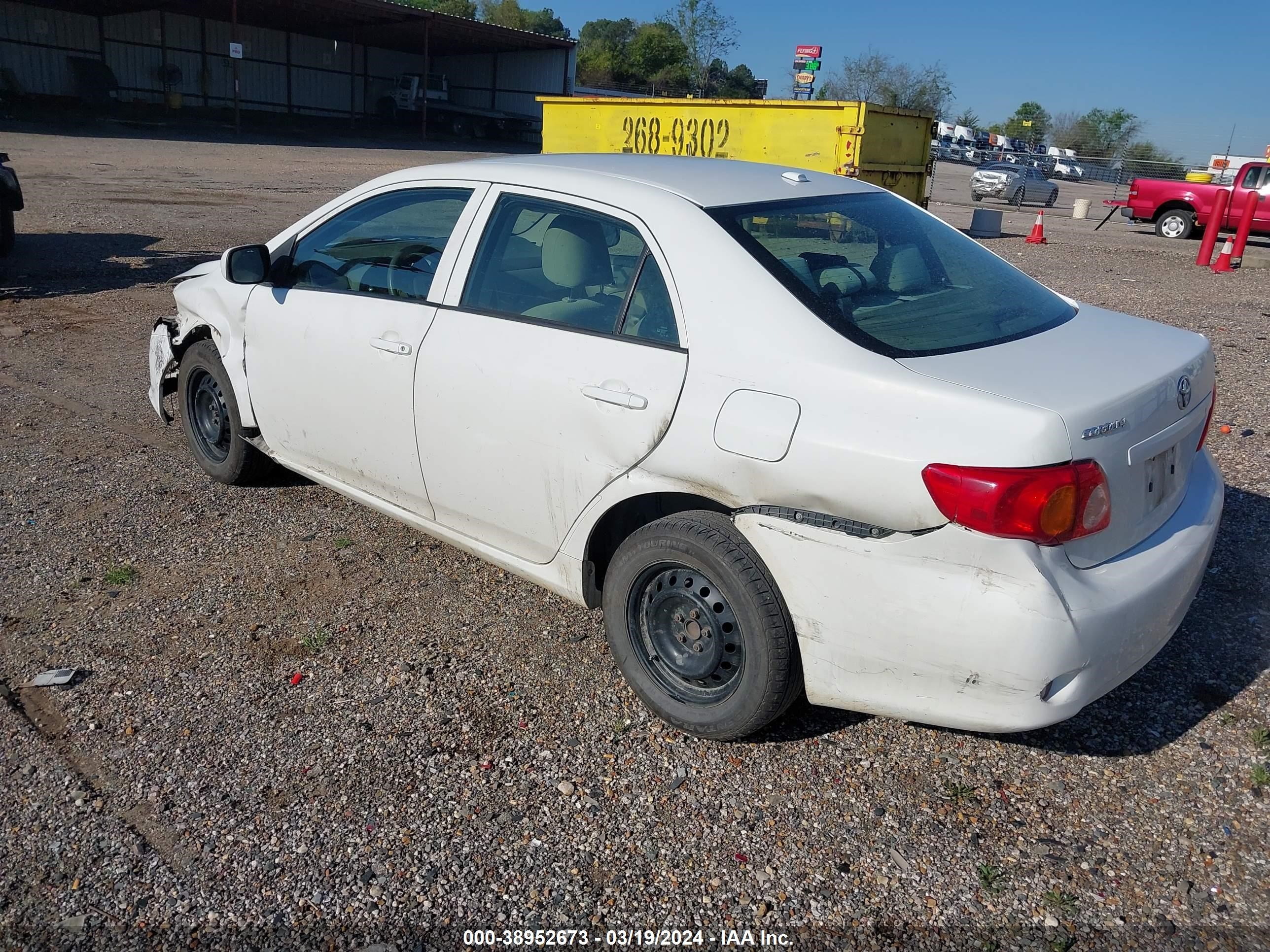 Photo 2 VIN: 2T1BU4EE2AC248301 - TOYOTA COROLLA 