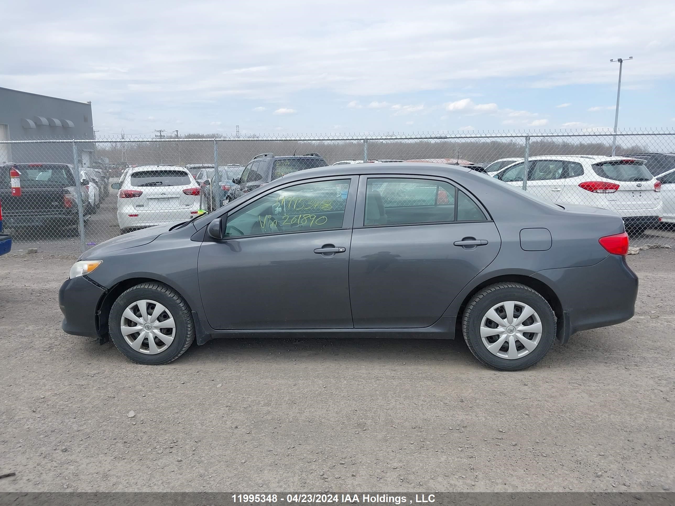 Photo 14 VIN: 2T1BU4EE2AC261890 - TOYOTA COROLLA 