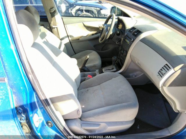 Photo 4 VIN: 2T1BU4EE2AC277751 - TOYOTA COROLLA 