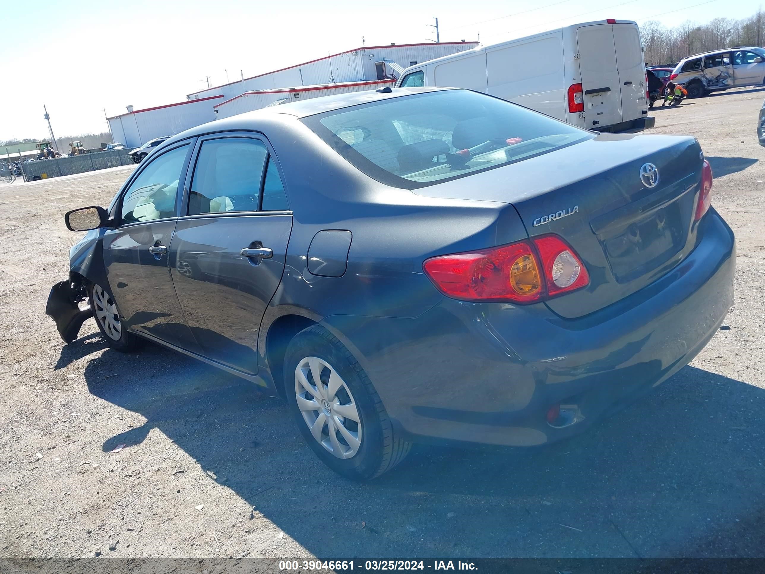 Photo 2 VIN: 2T1BU4EE2AC405454 - TOYOTA COROLLA 