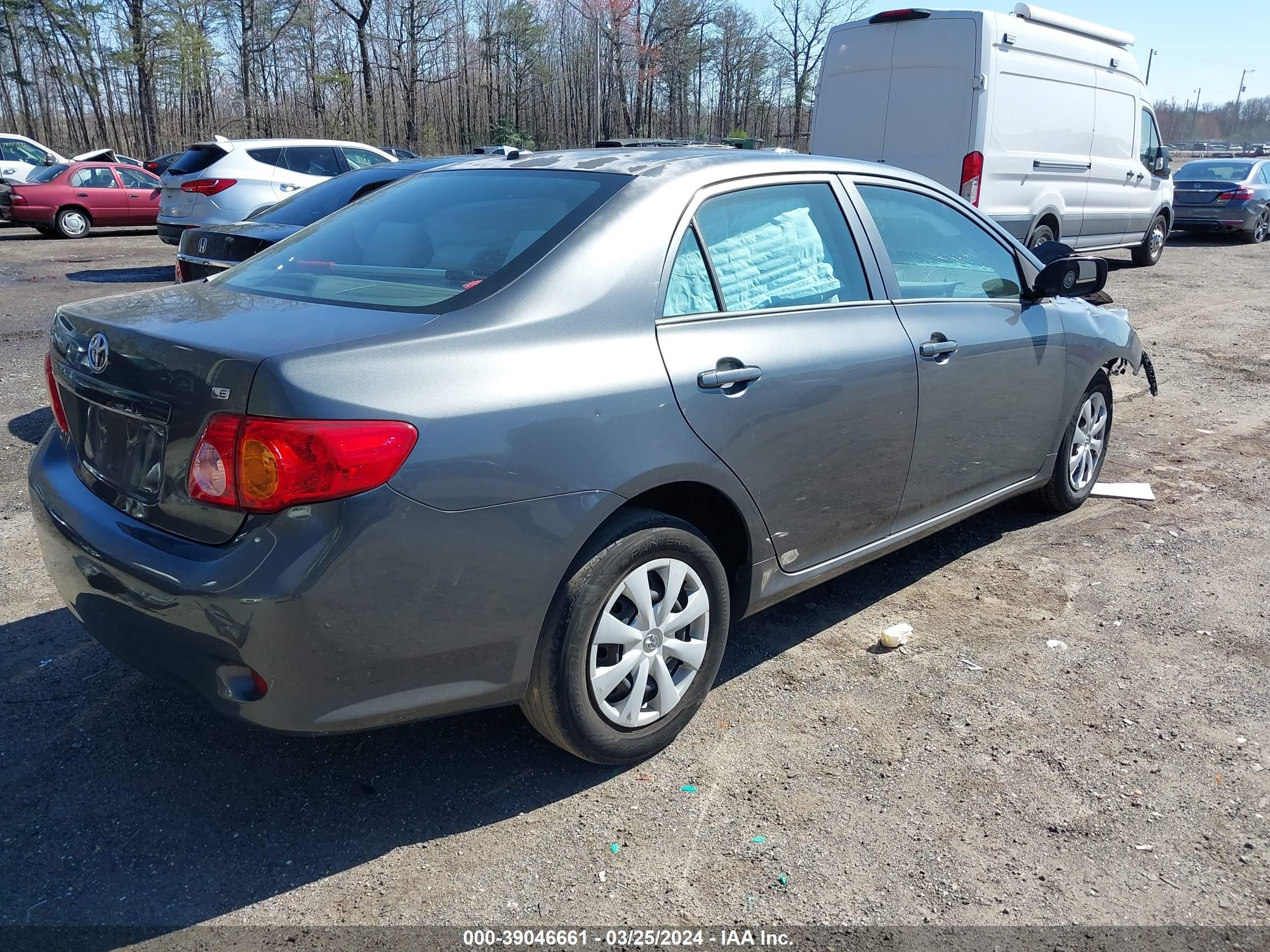 Photo 3 VIN: 2T1BU4EE2AC405454 - TOYOTA COROLLA 