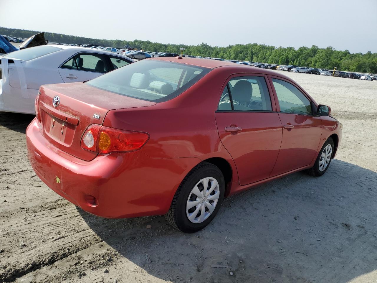 Photo 2 VIN: 2T1BU4EE2AC501326 - TOYOTA COROLLA 