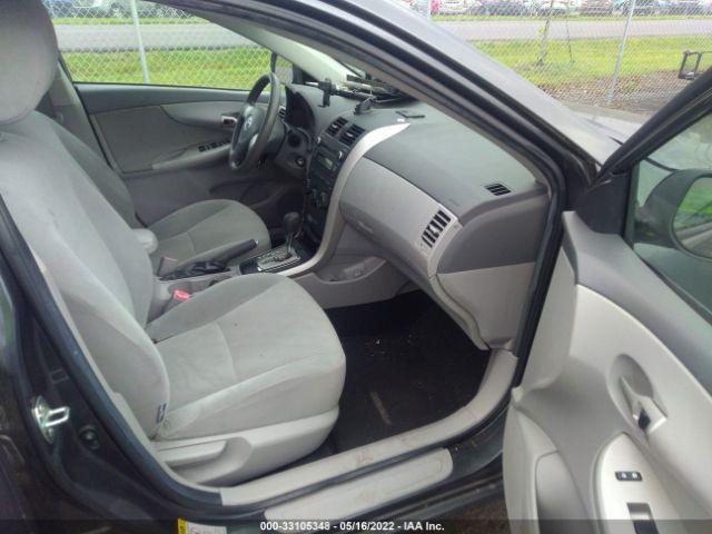 Photo 4 VIN: 2T1BU4EE2AC532415 - TOYOTA COROLLA 