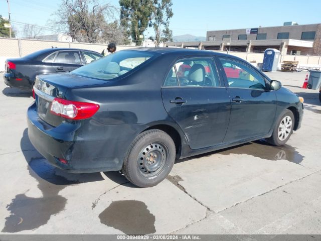 Photo 3 VIN: 2T1BU4EE2BC560085 - TOYOTA COROLLA 