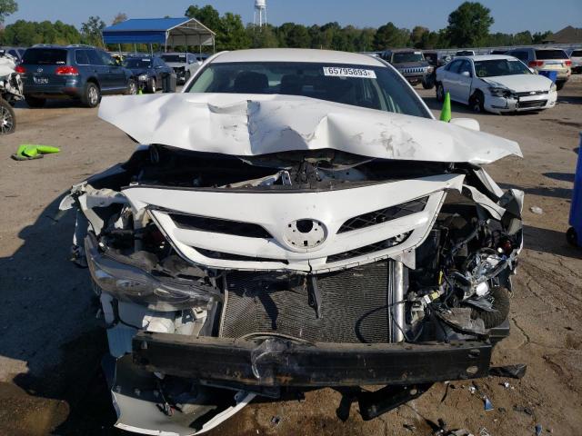 Photo 4 VIN: 2T1BU4EE2BC629888 - TOYOTA COROLLA 