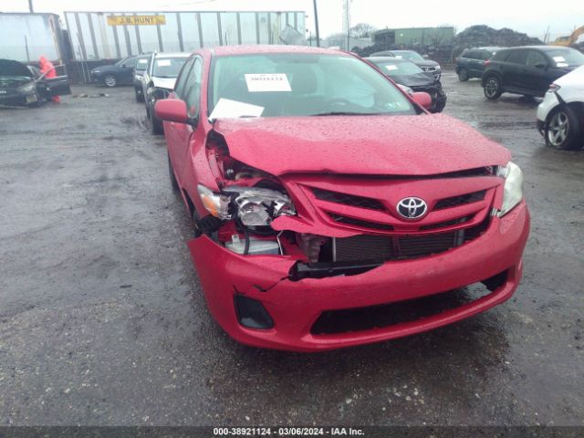 Photo 5 VIN: 2T1BU4EE2BC654712 - TOYOTA COROLLA 