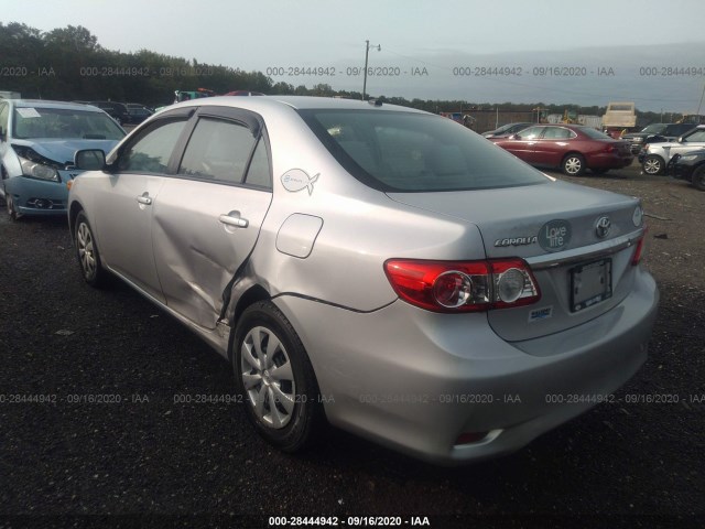 Photo 5 VIN: 2T1BU4EE2BC673583 - TOYOTA COROLLA 