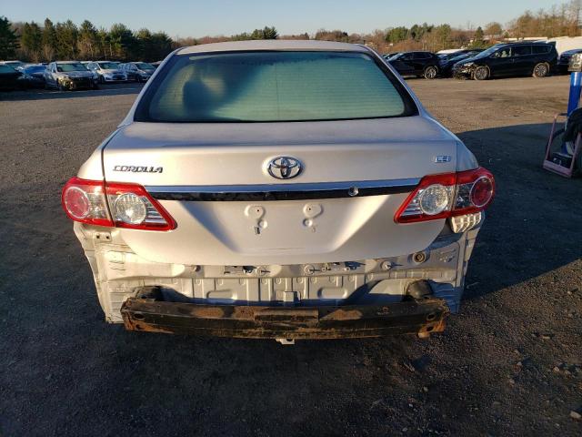 Photo 5 VIN: 2T1BU4EE2BC697852 - TOYOTA COROLLA 