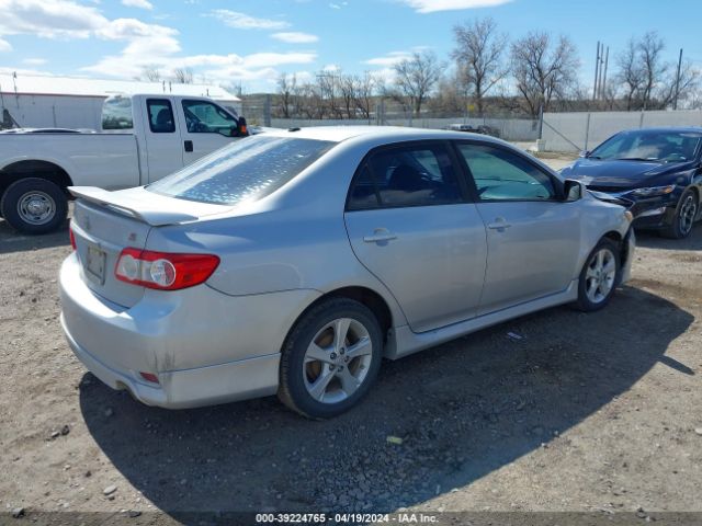 Photo 3 VIN: 2T1BU4EE2BC701284 - TOYOTA COROLLA 