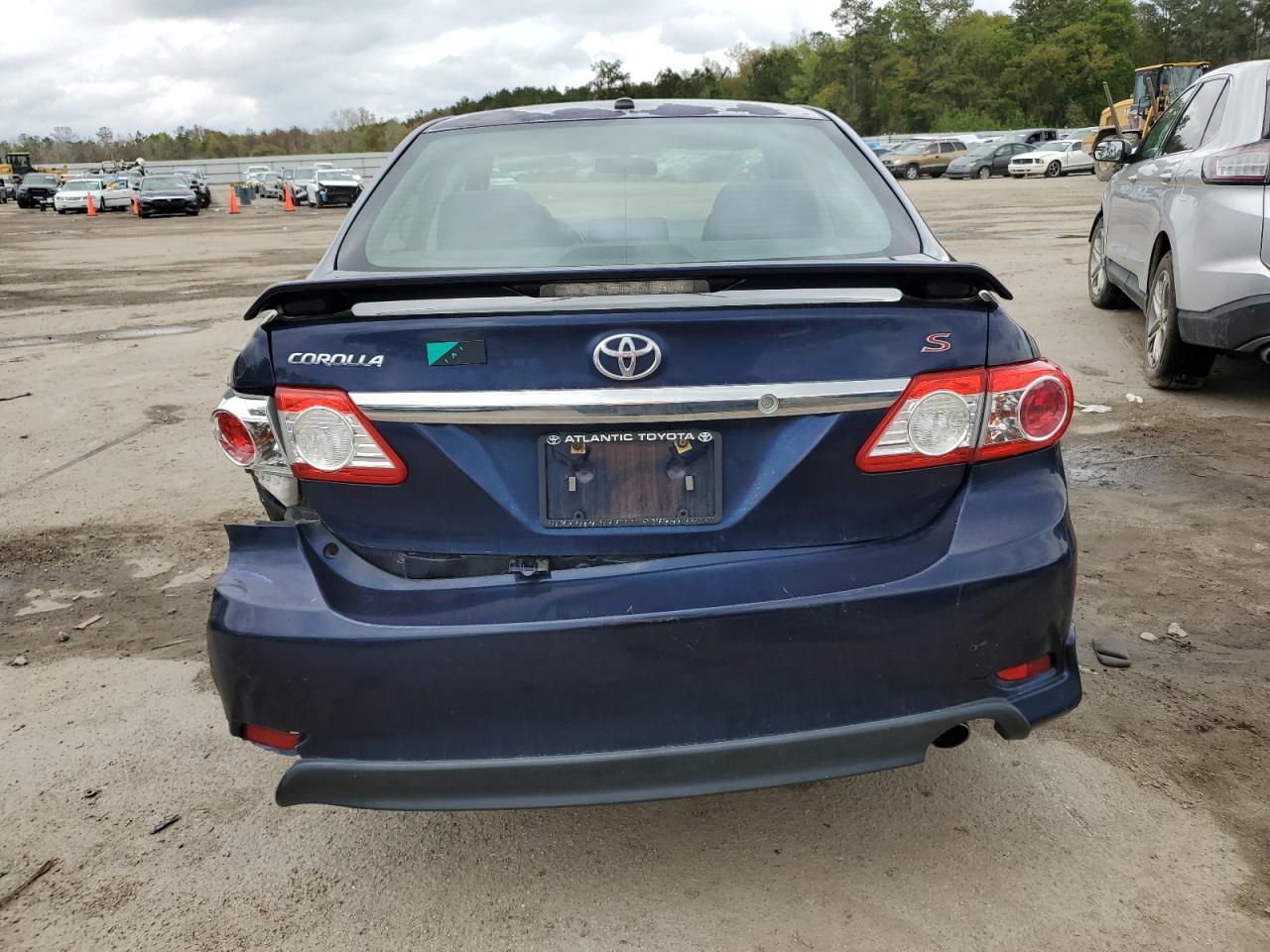 Photo 5 VIN: 2T1BU4EE2BC726184 - TOYOTA COROLLA 