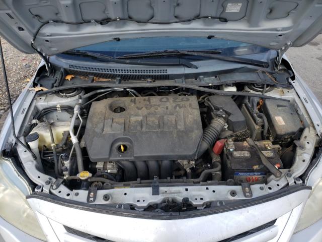 Photo 6 VIN: 2T1BU4EE2BC726640 - TOYOTA COROLLA 