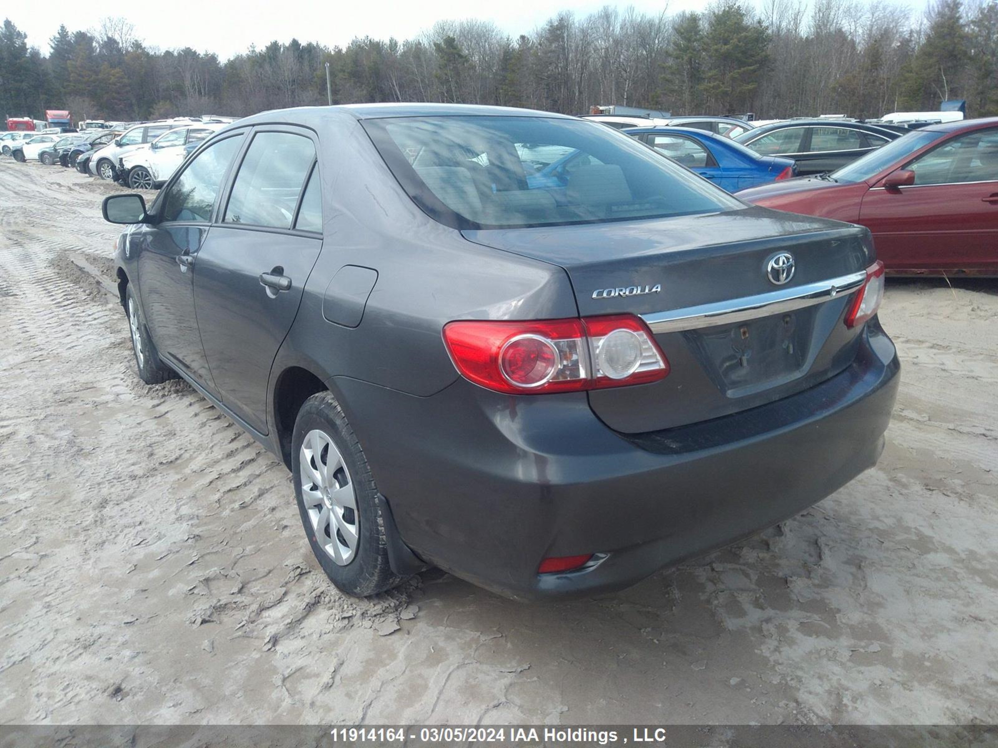 Photo 2 VIN: 2T1BU4EE2CC757758 - TOYOTA COROLLA 