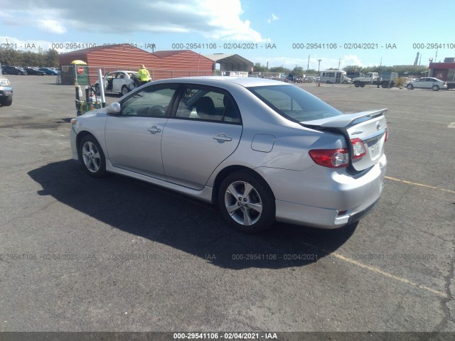 Photo 2 VIN: 2T1BU4EE2CC802388 - TOYOTA COROLLA 