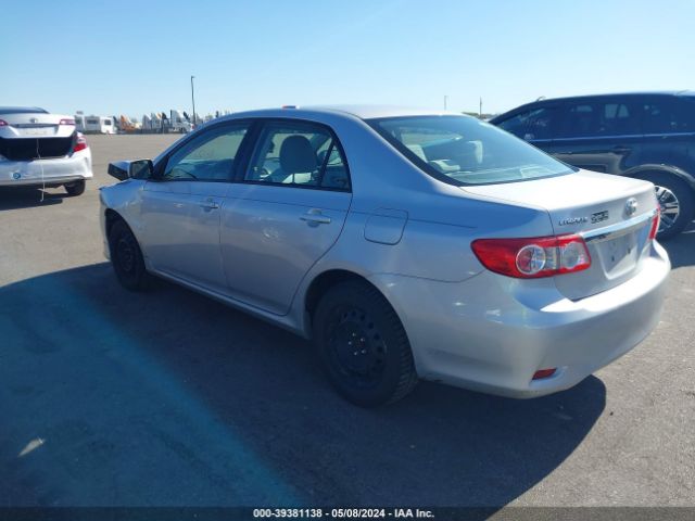 Photo 2 VIN: 2T1BU4EE2CC827663 - TOYOTA COROLLA 