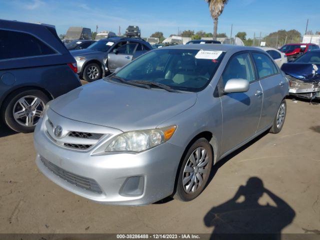 Photo 1 VIN: 2T1BU4EE2CC867841 - TOYOTA COROLLA 