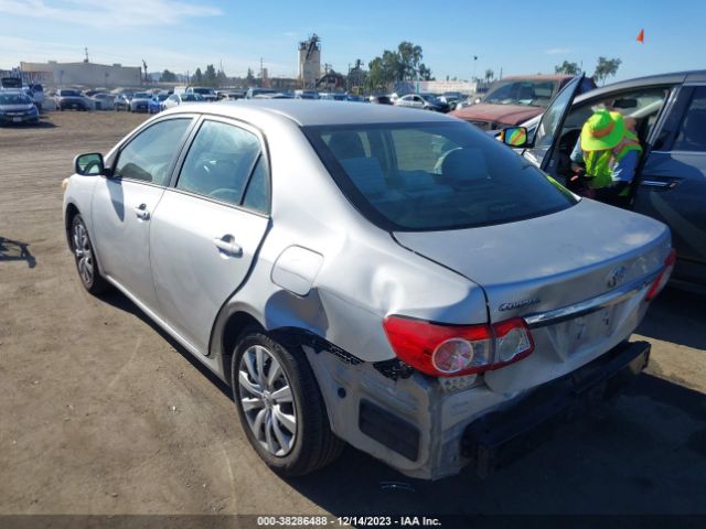 Photo 2 VIN: 2T1BU4EE2CC867841 - TOYOTA COROLLA 