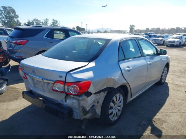 Photo 3 VIN: 2T1BU4EE2CC867841 - TOYOTA COROLLA 