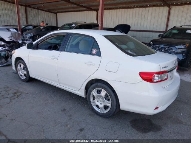 Photo 2 VIN: 2T1BU4EE2DC945620 - TOYOTA COROLLA 