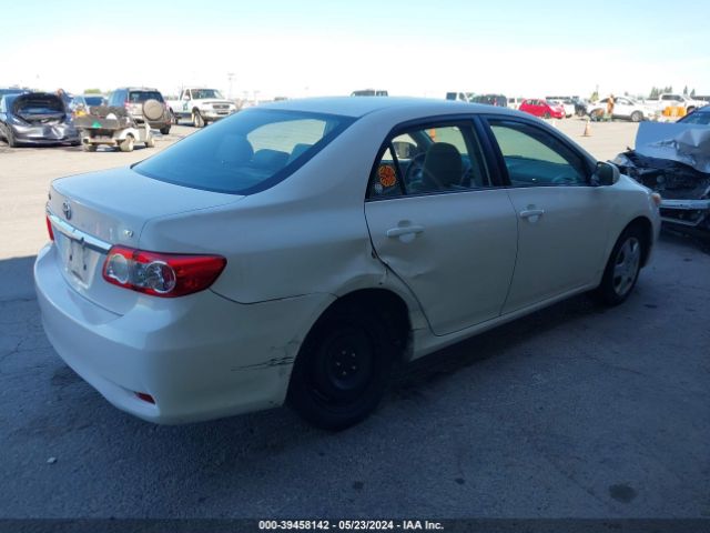 Photo 3 VIN: 2T1BU4EE2DC945620 - TOYOTA COROLLA 