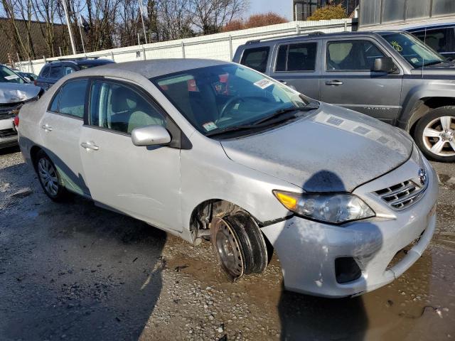 Photo 3 VIN: 2T1BU4EE2DC970758 - TOYOTA COROLLA 