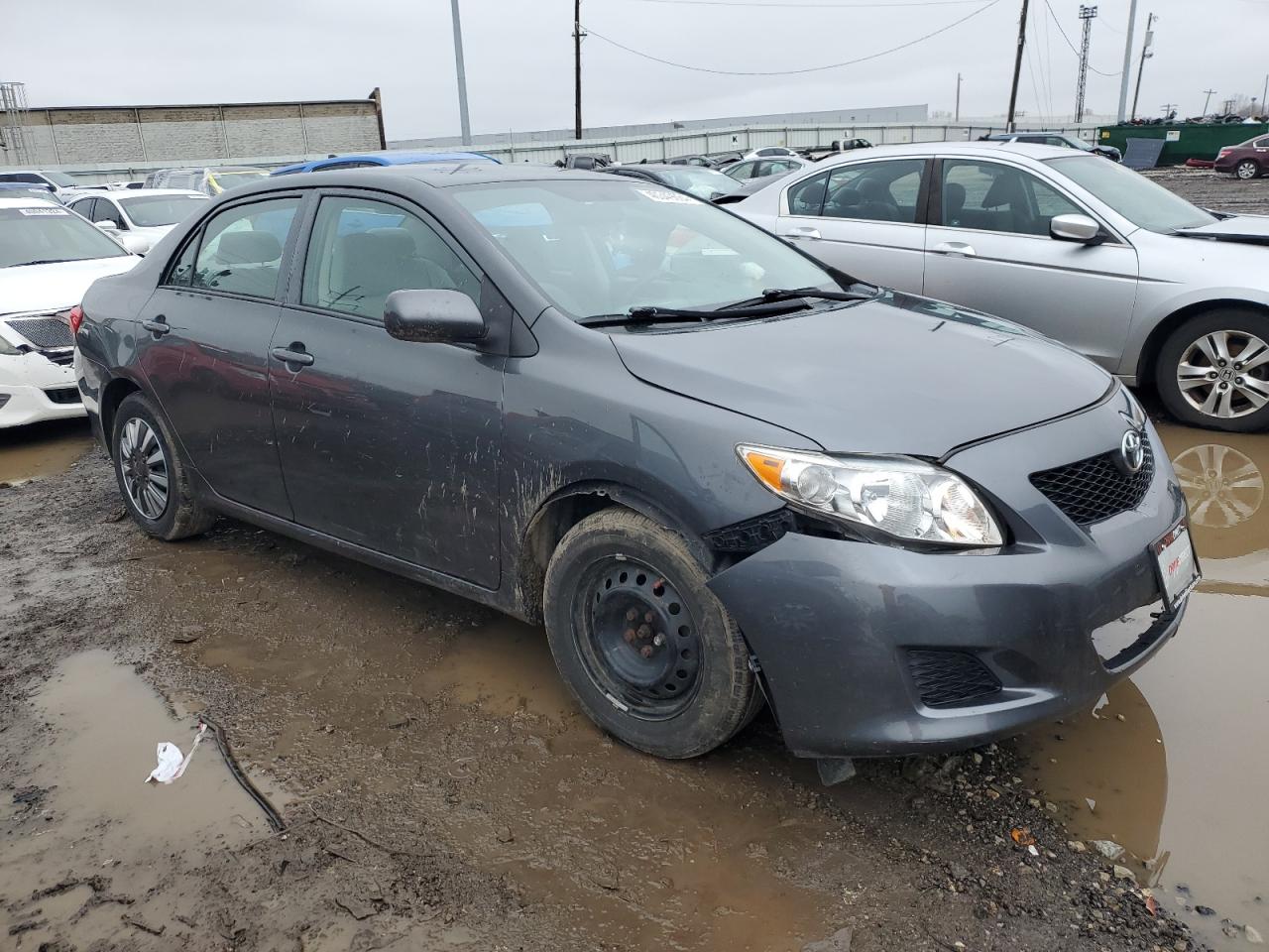 Photo 3 VIN: 2T1BU4EE3AC241731 - TOYOTA COROLLA 