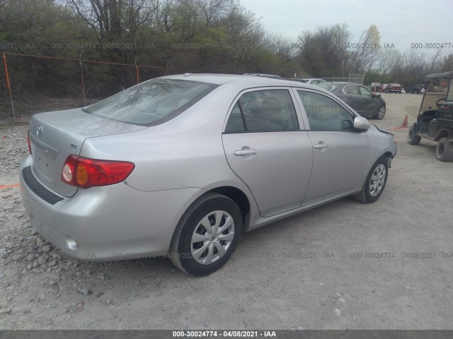 Photo 3 VIN: 2T1BU4EE3AC282019 - TOYOTA COROLLA 