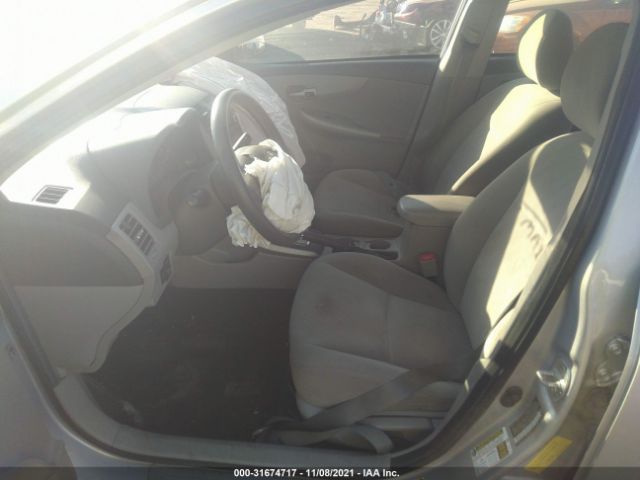 Photo 4 VIN: 2T1BU4EE3AC322079 - TOYOTA COROLLA 