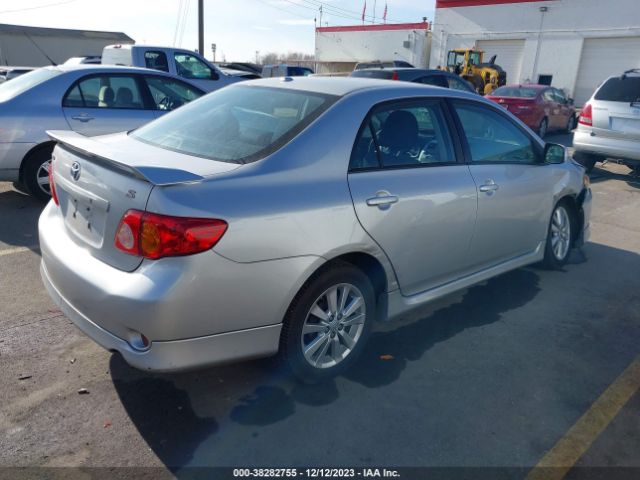 Photo 3 VIN: 2T1BU4EE3AC470877 - TOYOTA COROLLA 