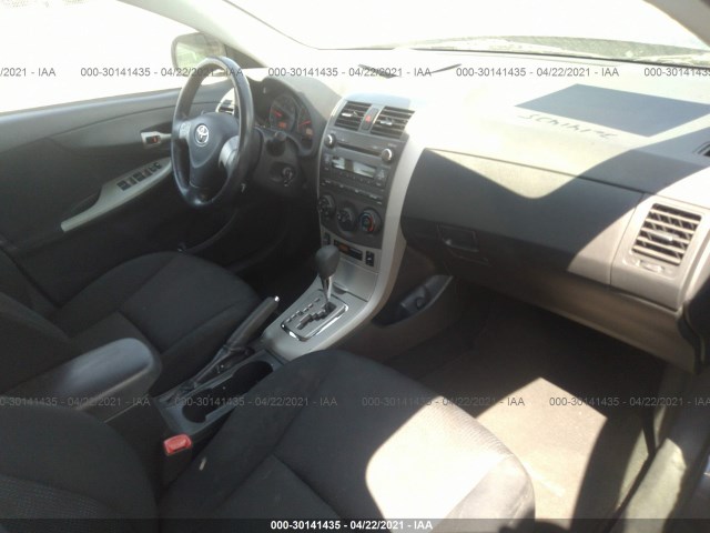 Photo 4 VIN: 2T1BU4EE3AC475724 - TOYOTA COROLLA 