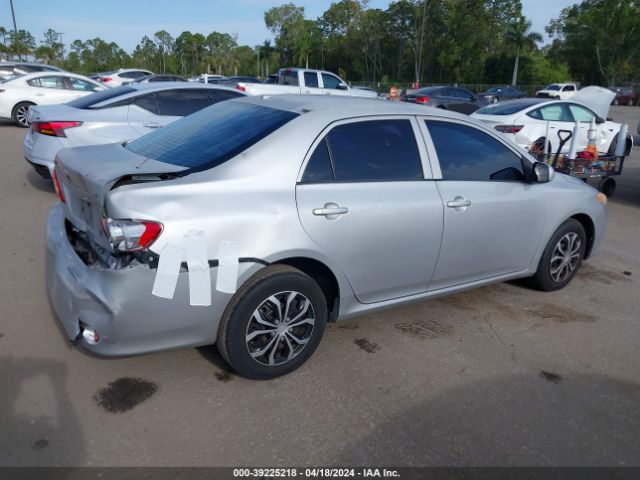 Photo 3 VIN: 2T1BU4EE3AC535565 - TOYOTA COROLLA 