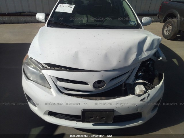 Photo 5 VIN: 2T1BU4EE3BC608385 - TOYOTA COROLLA 