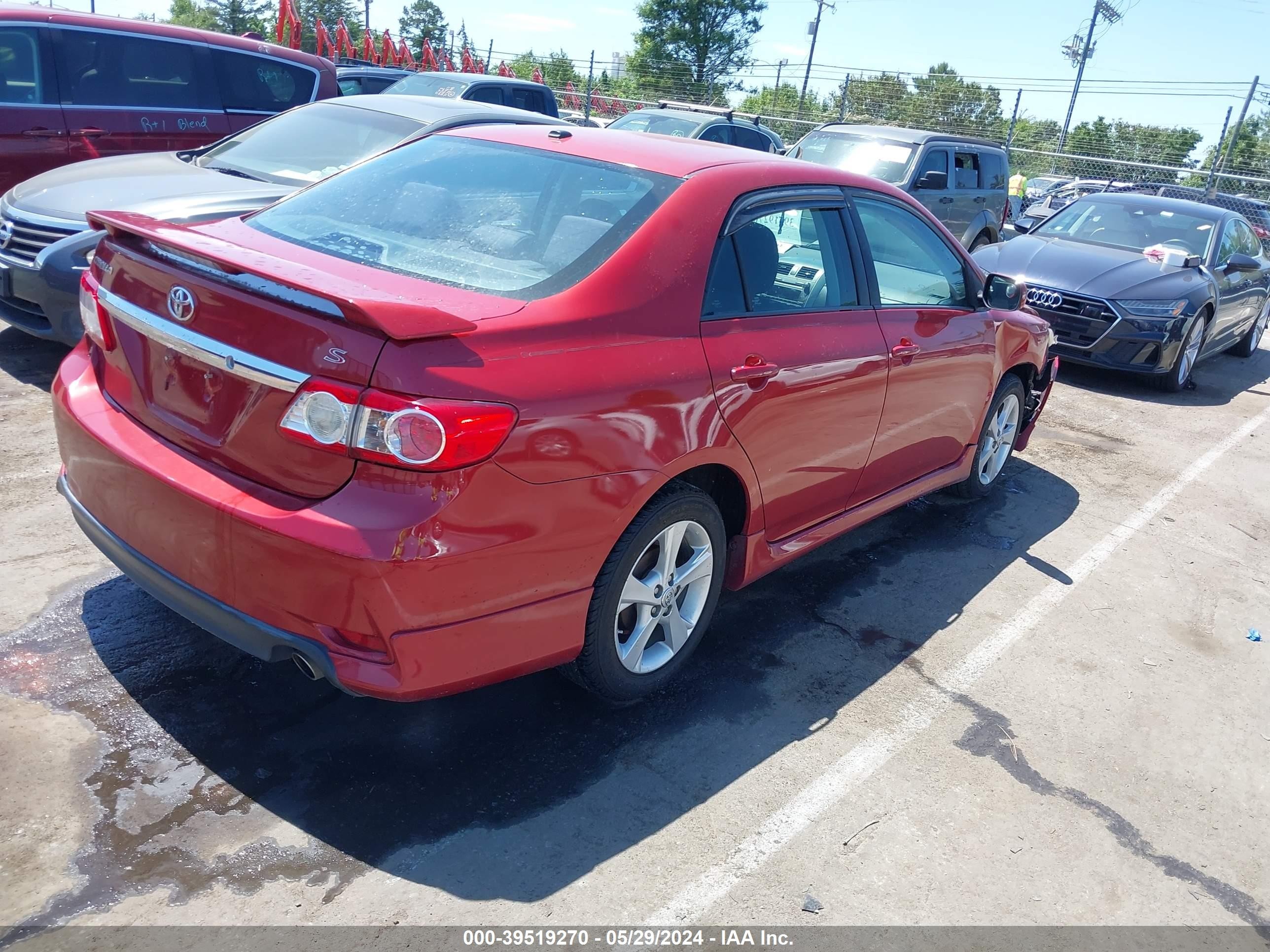 Photo 3 VIN: 2T1BU4EE3BC639328 - TOYOTA COROLLA 