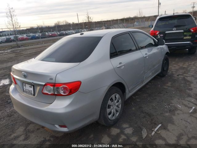 Photo 3 VIN: 2T1BU4EE3BC660258 - TOYOTA COROLLA 