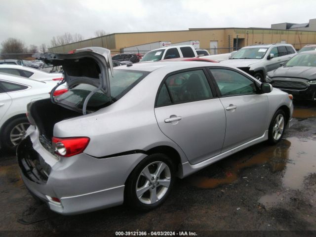 Photo 3 VIN: 2T1BU4EE3BC715114 - TOYOTA COROLLA 