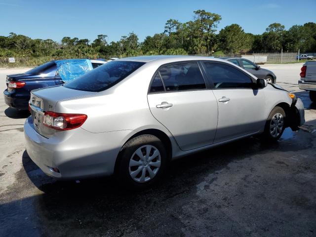 Photo 2 VIN: 2T1BU4EE3BC715419 - TOYOTA COROLLA 