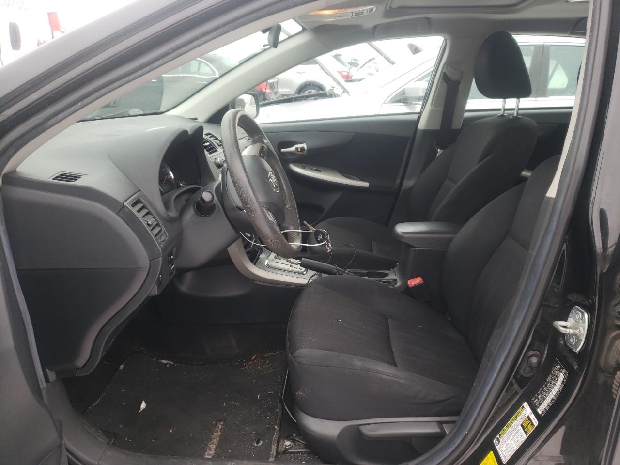 Photo 6 VIN: 2T1BU4EE3BC736125 - TOYOTA COROLLA 