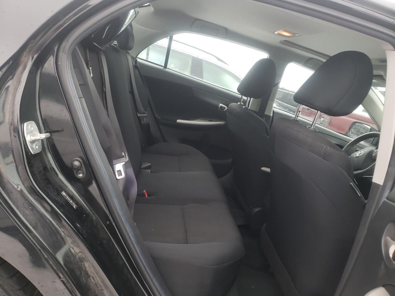 Photo 9 VIN: 2T1BU4EE3BC736125 - TOYOTA COROLLA 