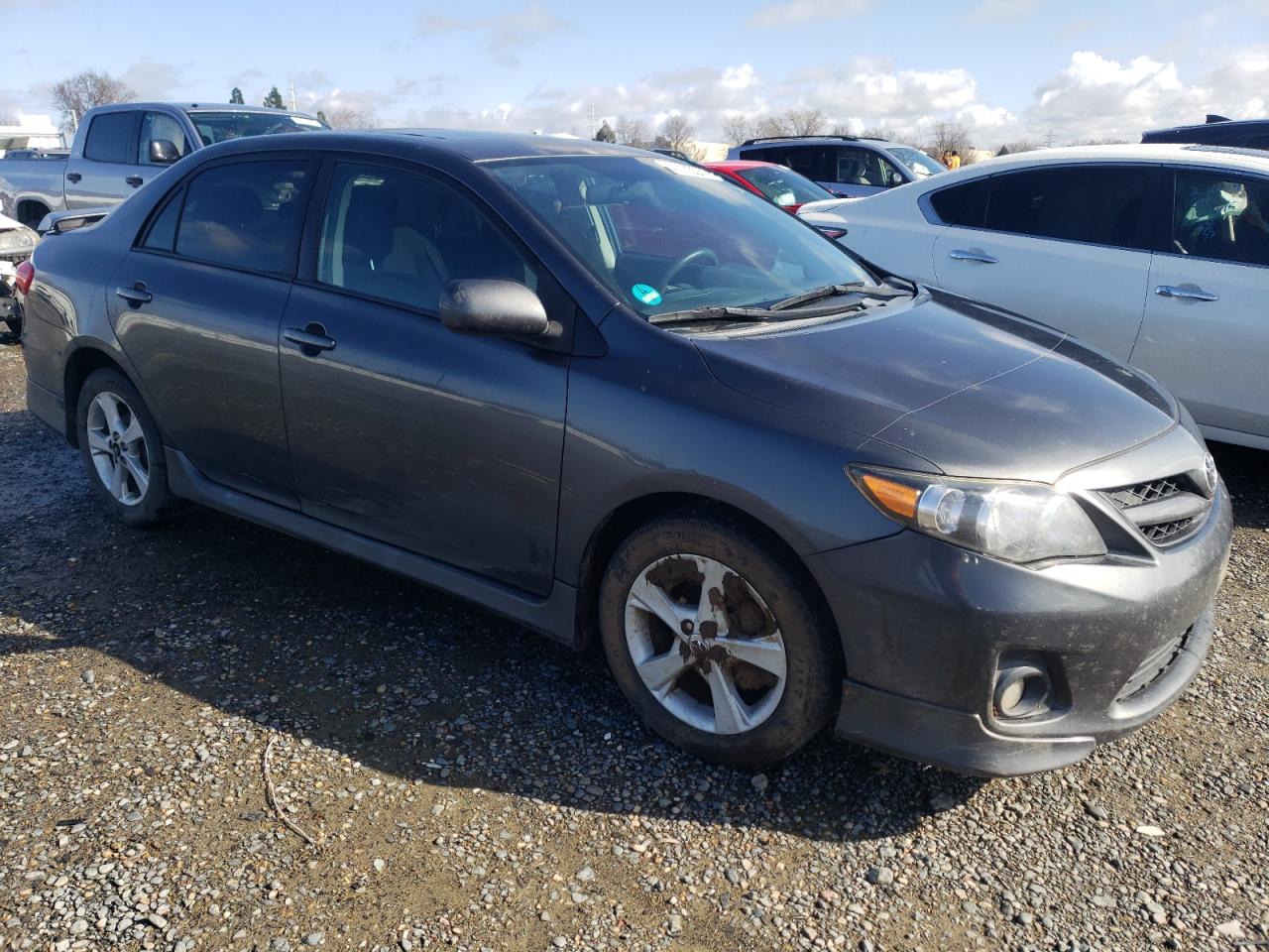 Photo 3 VIN: 2T1BU4EE3BC736352 - TOYOTA COROLLA 