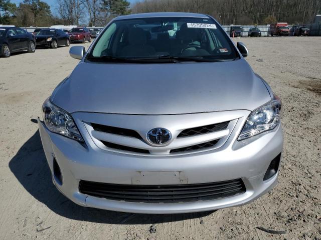 Photo 4 VIN: 2T1BU4EE3CC798254 - TOYOTA COROLLA 